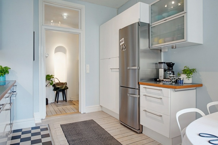 cuisine bois et blanc carrelage moderne frigo idée mobilier blanc