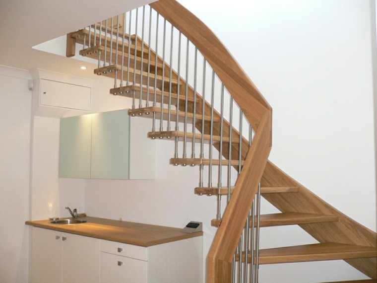 escalier bois design moderne
