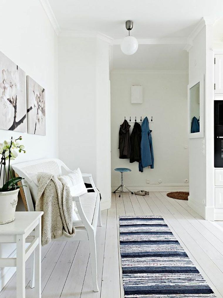 aménagement entrée maison penderie banc en bois meuble idée intérieur scandinave