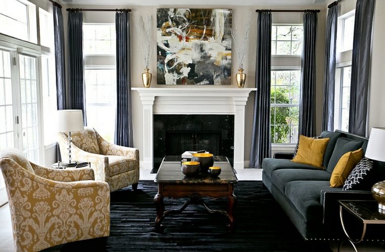salon moderne idée aménagement canapé gris déco coussins jaunes tableau mur abstrait fauteuil jaune blanc 