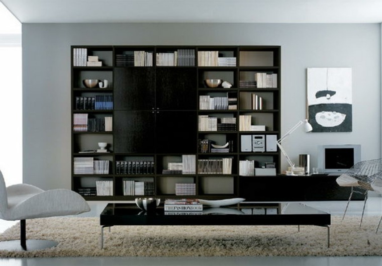 intérieur salon en blanc étagère bois noire design idée déco mur tableau 