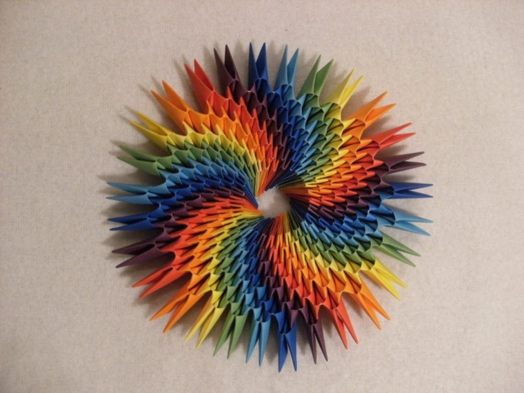 origami déco Noël cercle multicolore