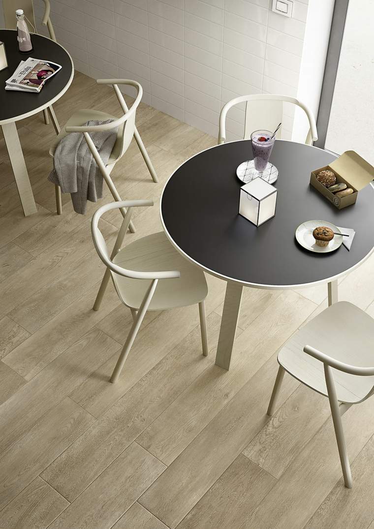 carrelage imitation parquet beige design idée table en bois chaise blanche bois design marazzi