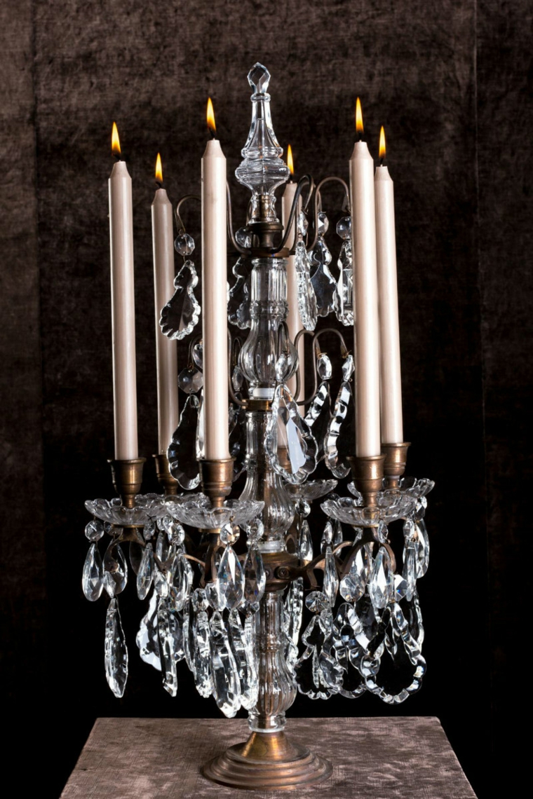 Labyrinthe Interiors design objet chandelier objets déco bougies idée 