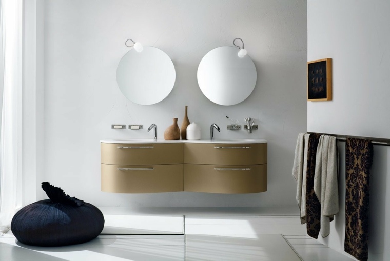 miroir salle de bains rond design idée mobilier bois pouf déco mur cadre