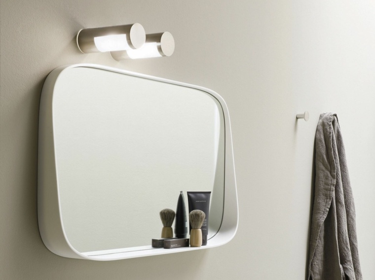 éclairage salle de bain miroir idée design moderne