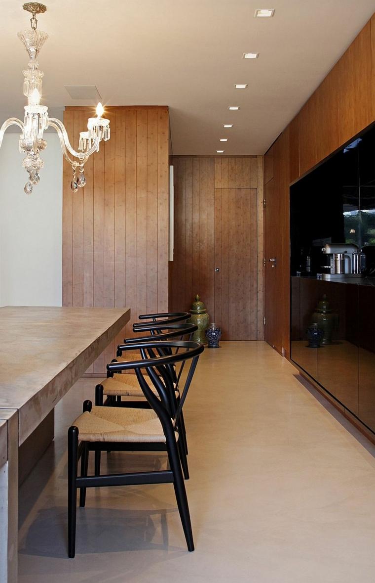 aménagement appart moderne idée salle à manger table chaise luminaire suspension faux plafond mur bois
