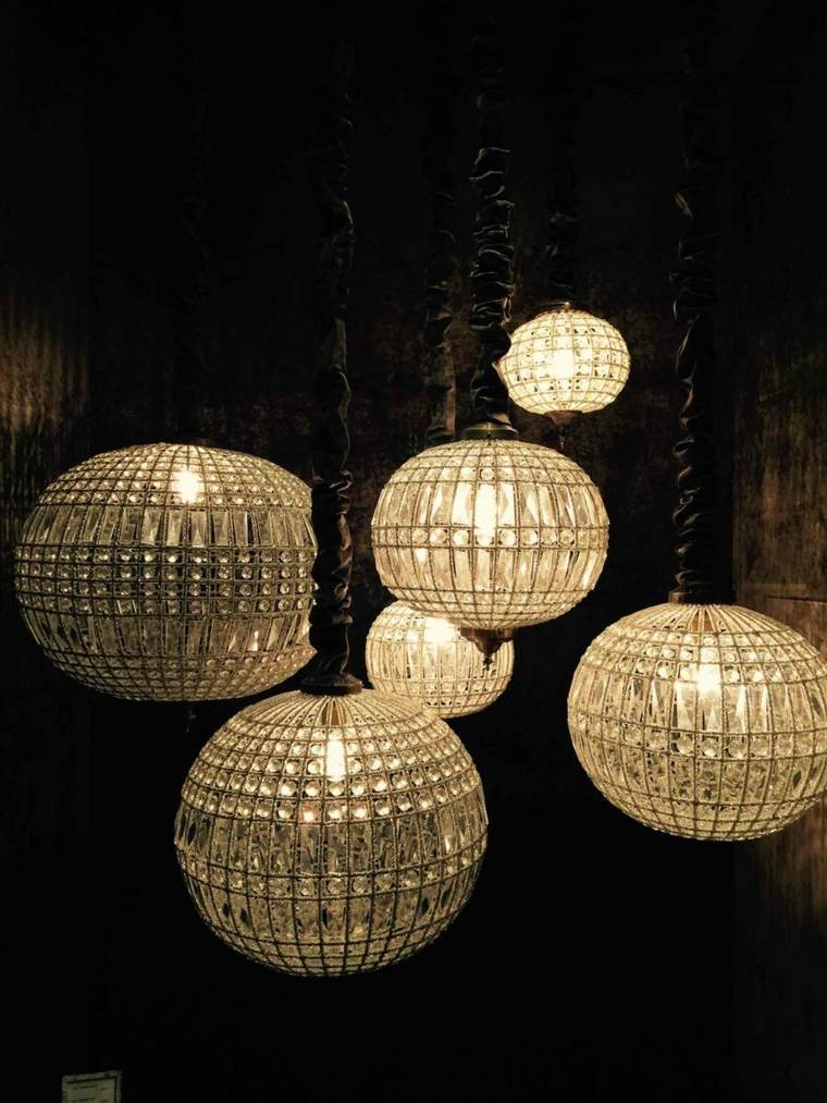 chandelier design intérieur luxe moderne idée déco lustre cher