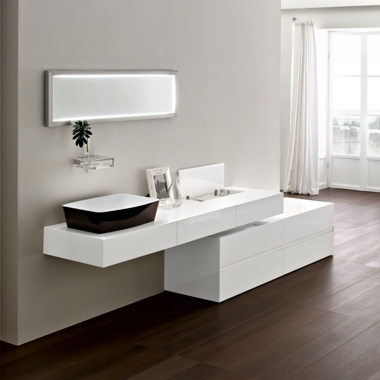 salle de bain miroir design évier déco intérieur moderne idée 