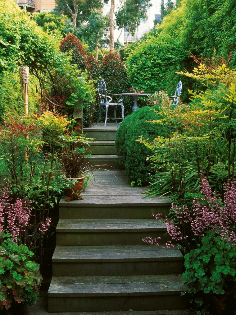escalier jardin bois idee