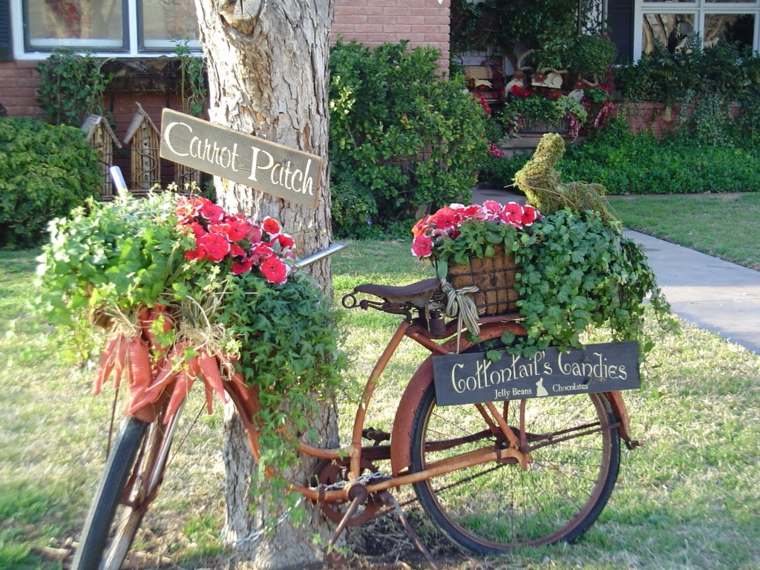 décoration jardin idée vélo idée récup déco extérieur pot de fleurs