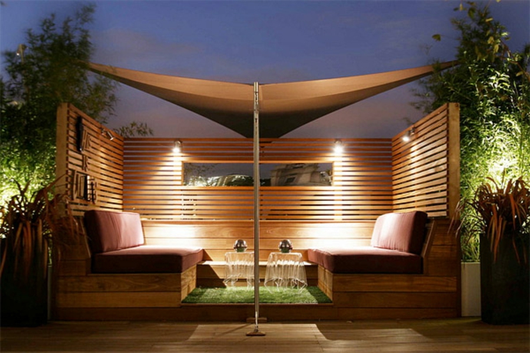 revêtement sol bois pergola canapé extérieur terrasse salon de jardin