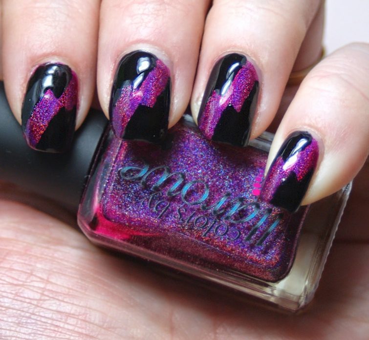 ongles décorés noir violet