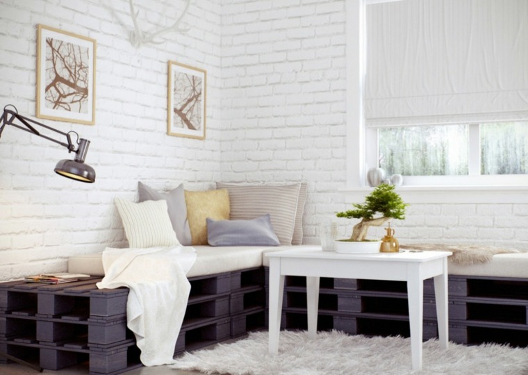 canapé de salon en palettes de bois noir idée table basse 