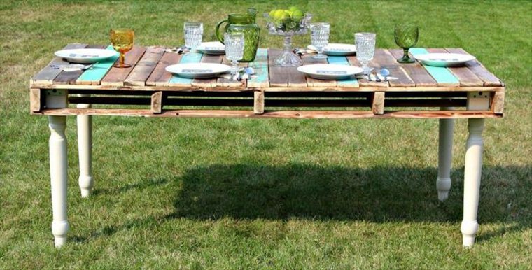 table palette bois idée récup aménagement extérieur 