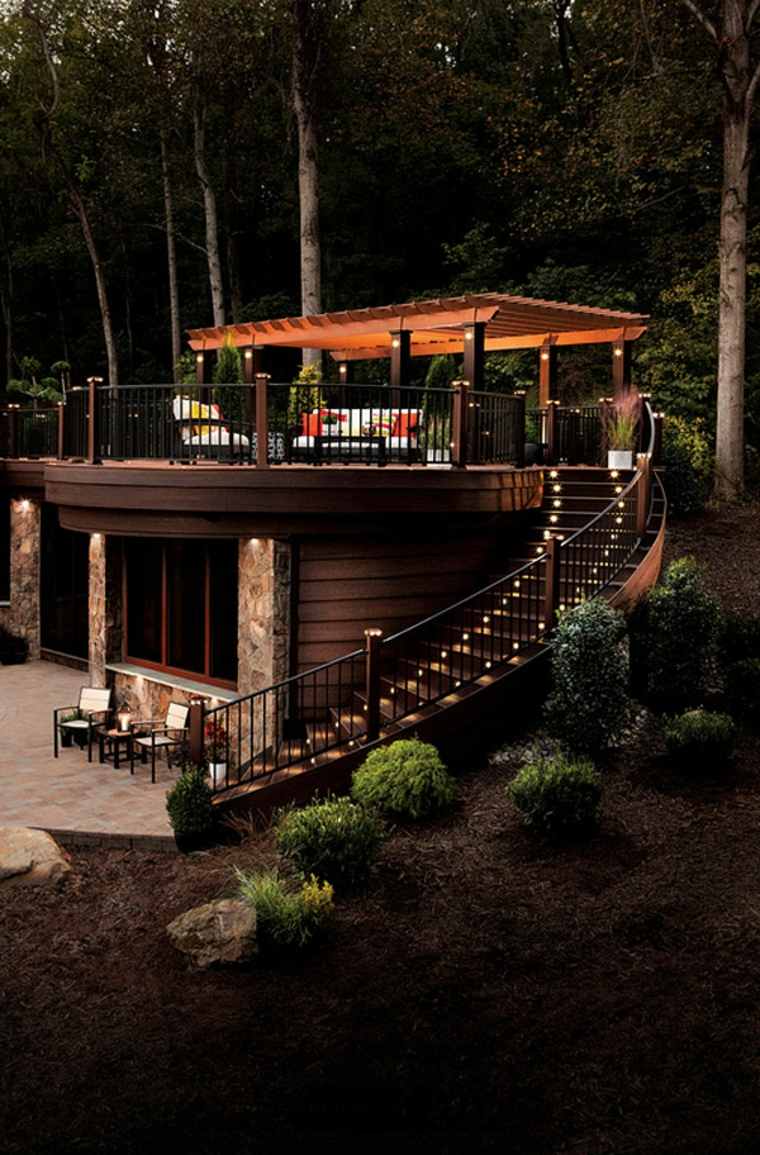 pergola moderne extérieur jardin terrasse aménagement idée escalier 