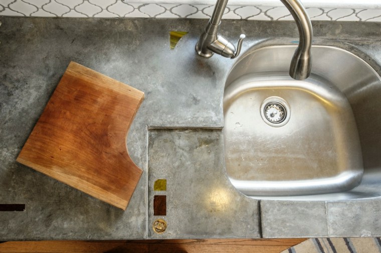 comptoir cuisine salle de bains béton idée aménagement surface 