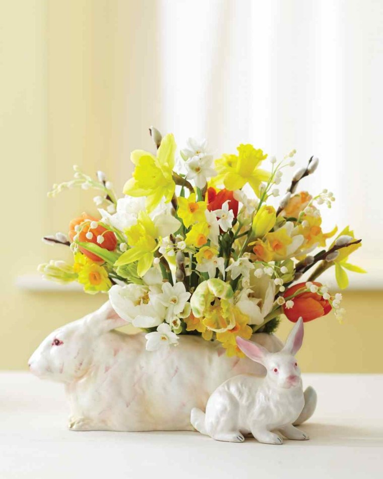 déco table pâques vase lapin bouquet fleurs