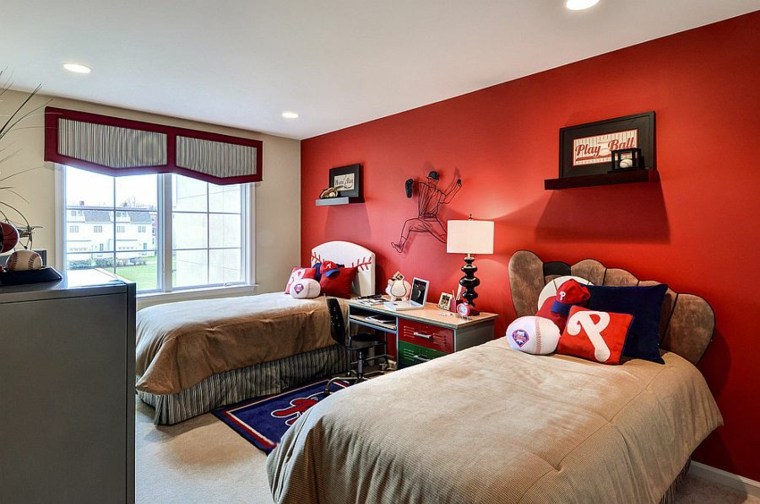 chambre enfant rouge deux lits