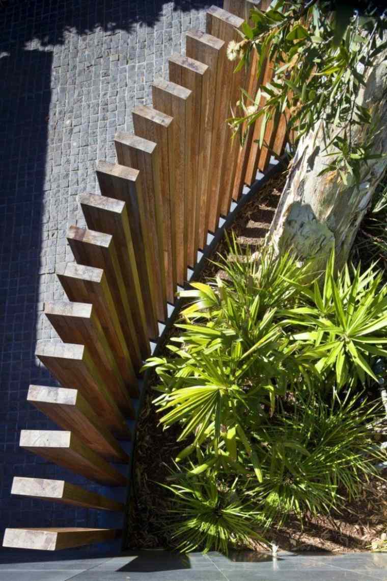 cloture de jardin en bois design idée bois moderne déco extérieure 