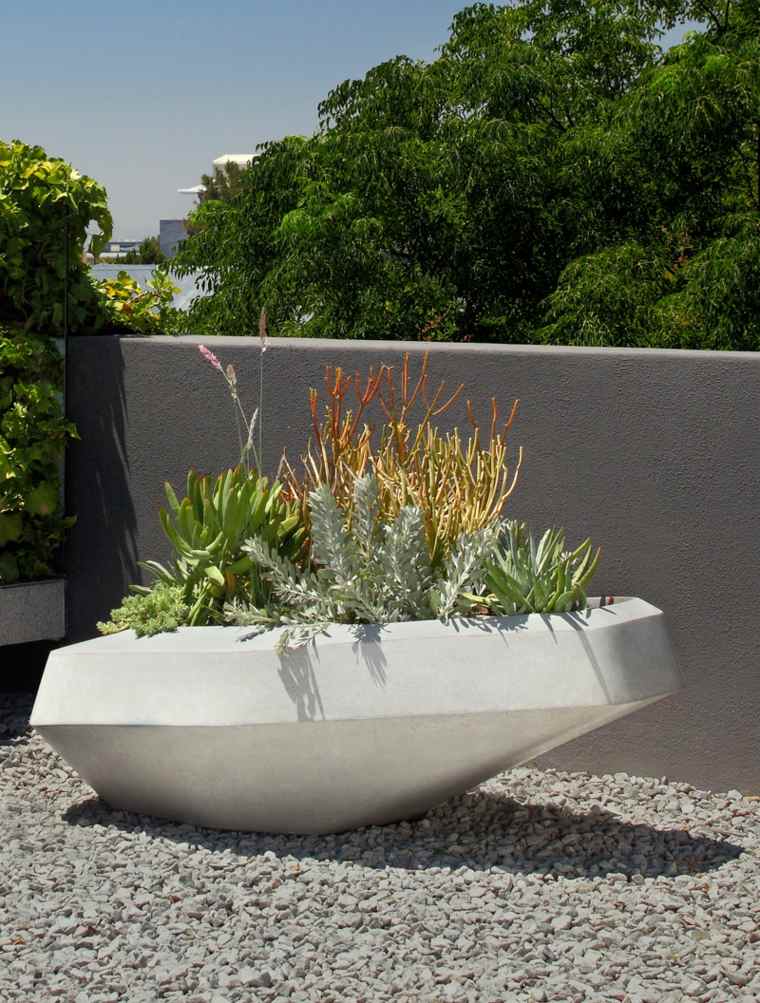 jardinière blanche design urbain moderne idée extérieur