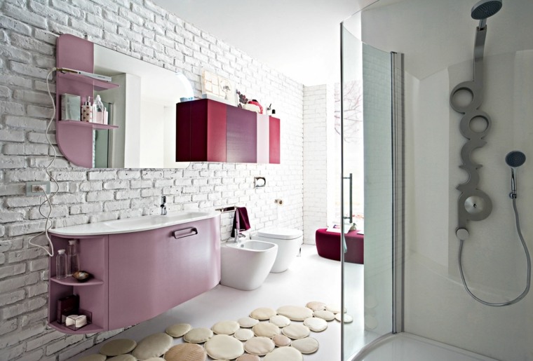 mini salle de bain mur briques salle de douche