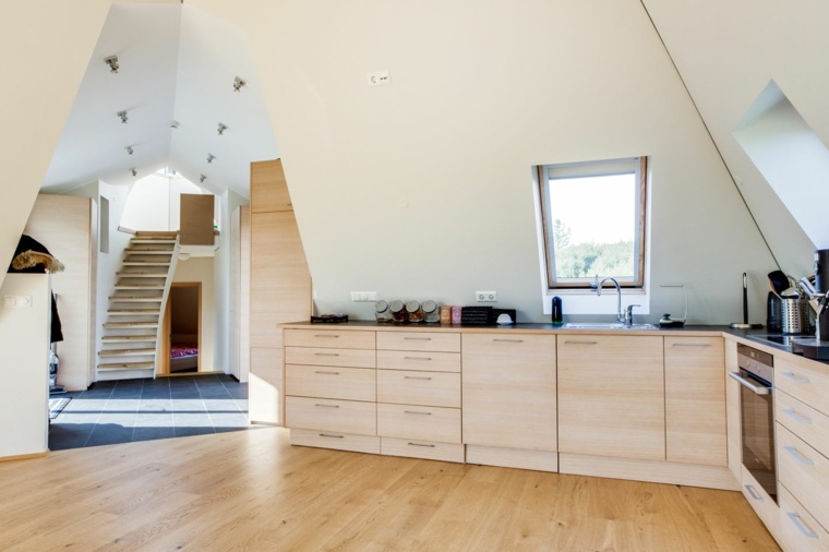 aménager espace moderne mobilier bois idée plafond escalier bois parquet 