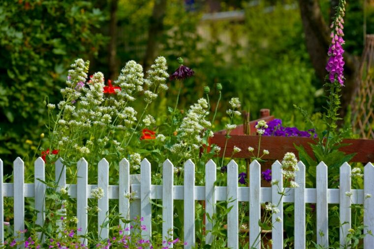 idée clôture jardin bois déco