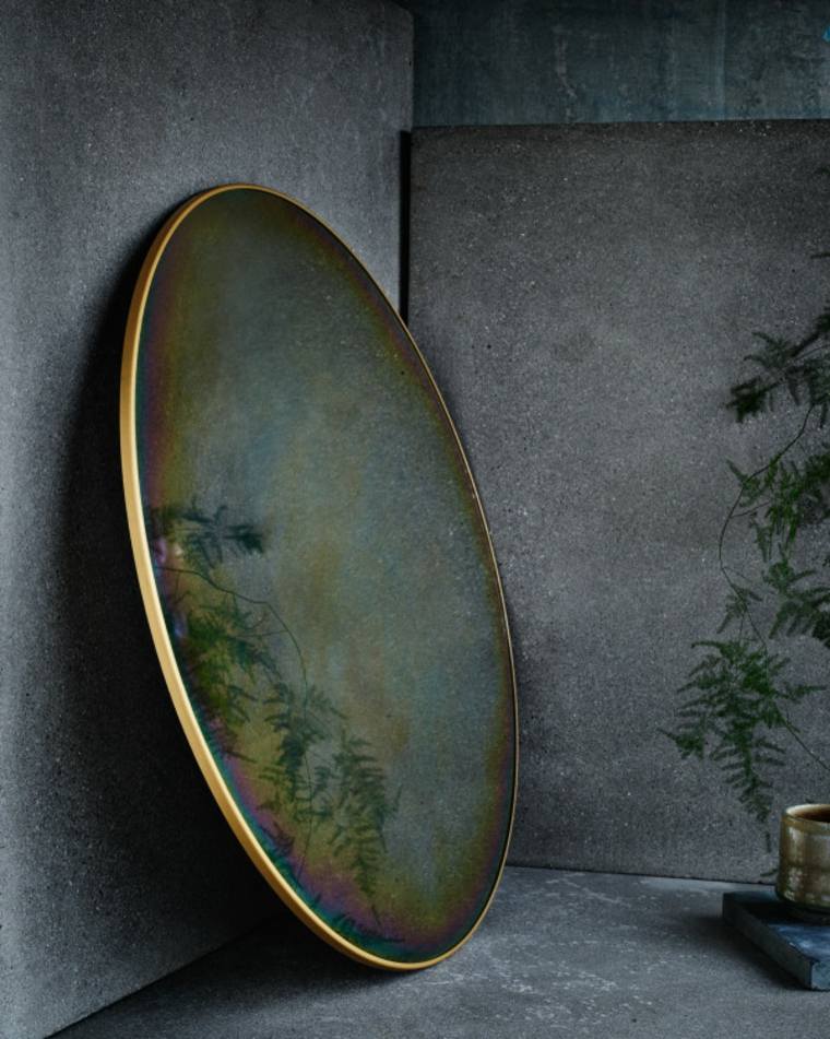 design salon décoration intérieur moderne miroir déco mur idée