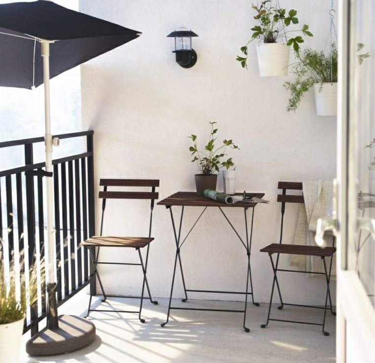 aménagement balcon terrasse petit espace meubles ikea