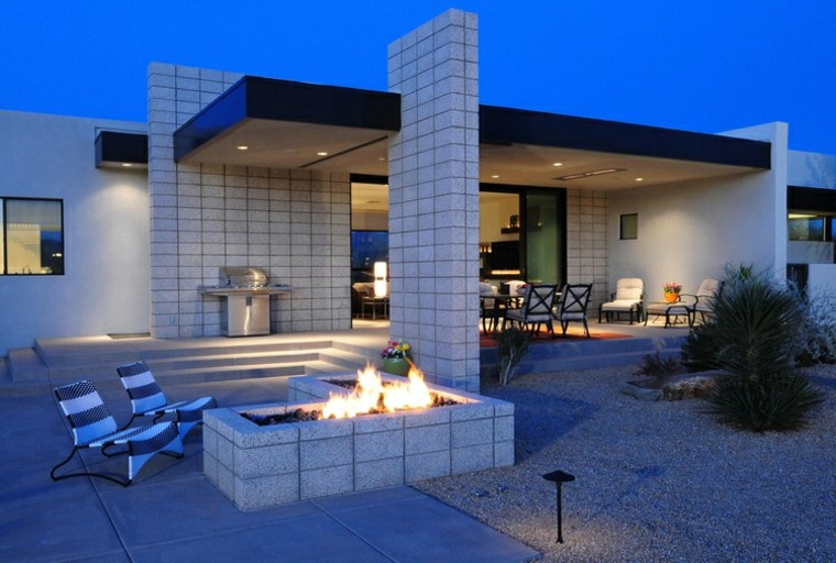 construire une cheminee exterieure terrasse design moderne