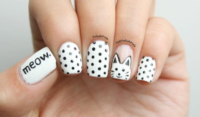 ongles noir et blanc dessin chat