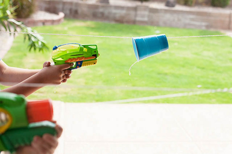 pistolet à eau verre en plastique