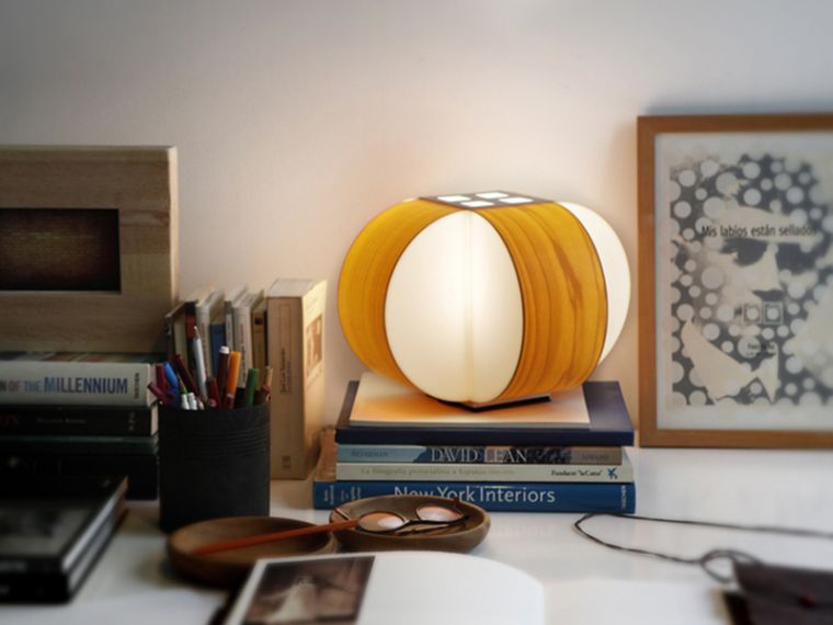 lampe en bois eclairage design moderne