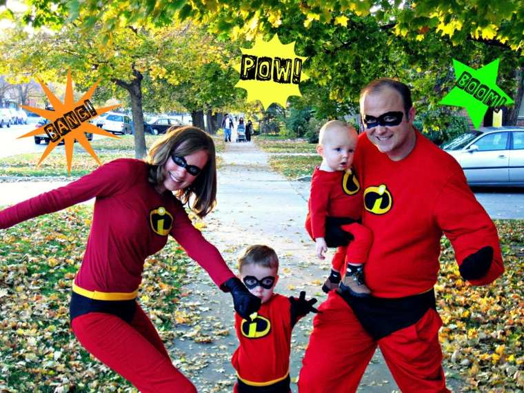 famille super-héros idée déguisement halloween famille original
