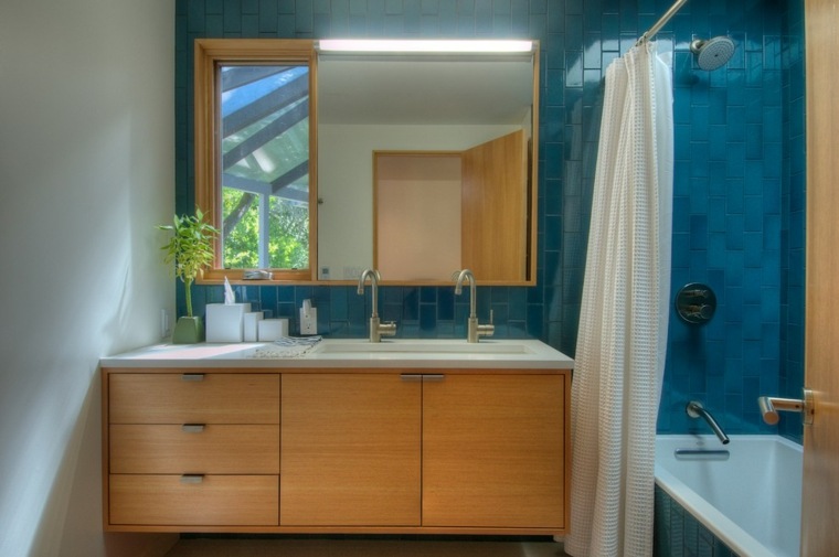 salle de bains zen meuble bois cabine douche déco plante