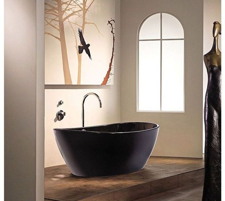baignoire noire ronde design salle de bain orientale