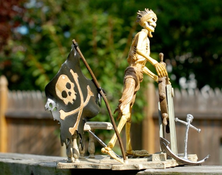 déco halloween bateau pirate squelette fête