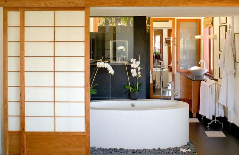 salle de bain déco zen ambiance japonaise baignoire ofuro