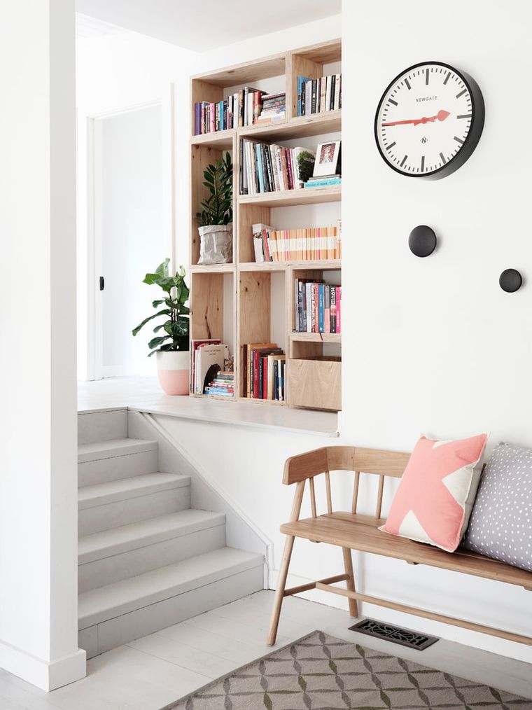 maison decoration escalier rangements meuble mural style scandinave