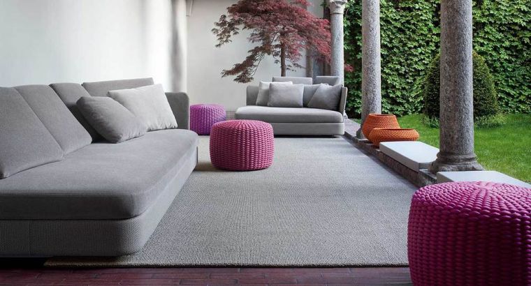 meuble exterieur couleur tendance deco terrasse originale pouf tresse