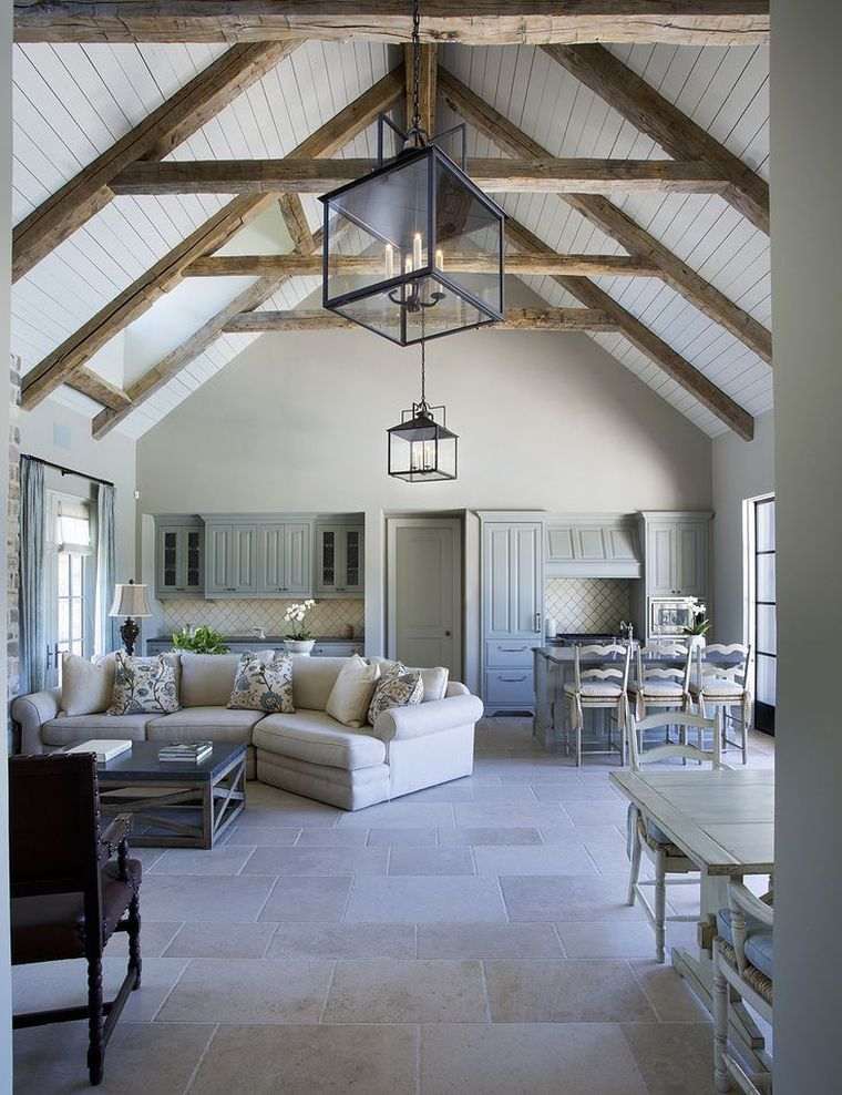 toit-cathedrale-maison-plan-salon-plafond bois deco poutres apparentes