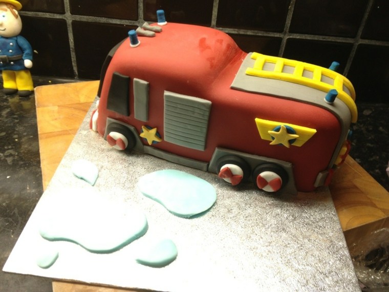 camion sam le pompier gâteau anniversaire sympa