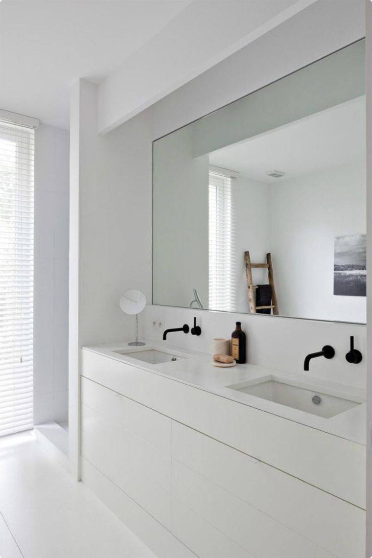 grand miroir contemporain deco salle de bain blanche mobilier moderne