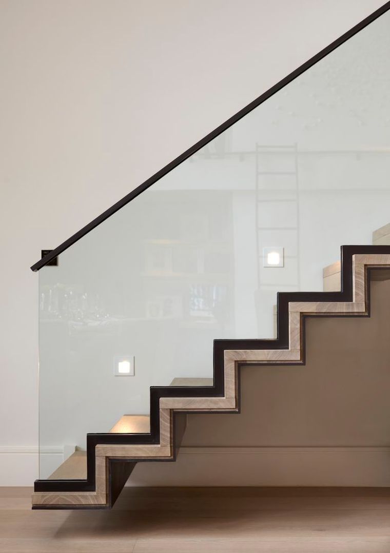 modele rampe d'escalier moderne design verre bois eclairage led interieur