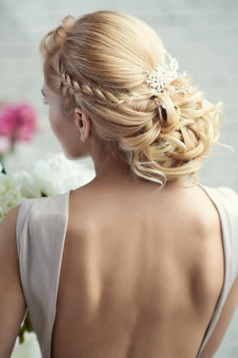 coiffure-mariage-tresse-diademe-chignon-cheveux-long
