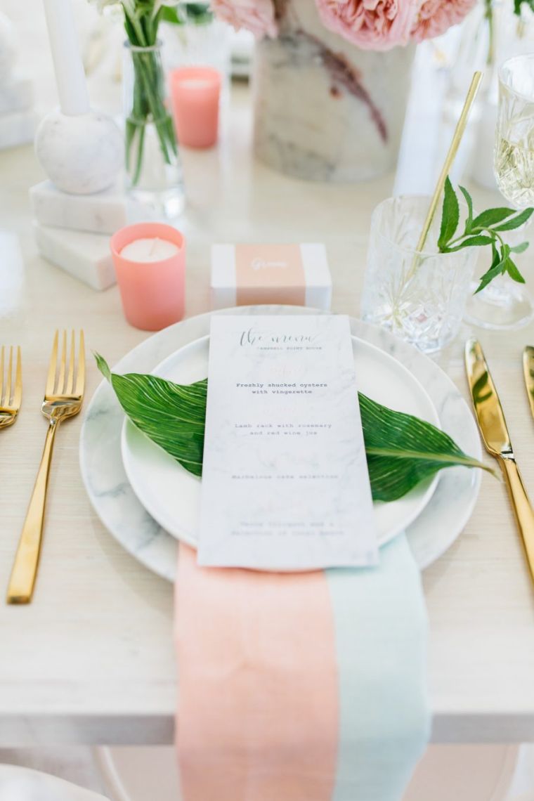 deco-mariage-romantique-accessoire-decoration-table-idee-rose-pastel