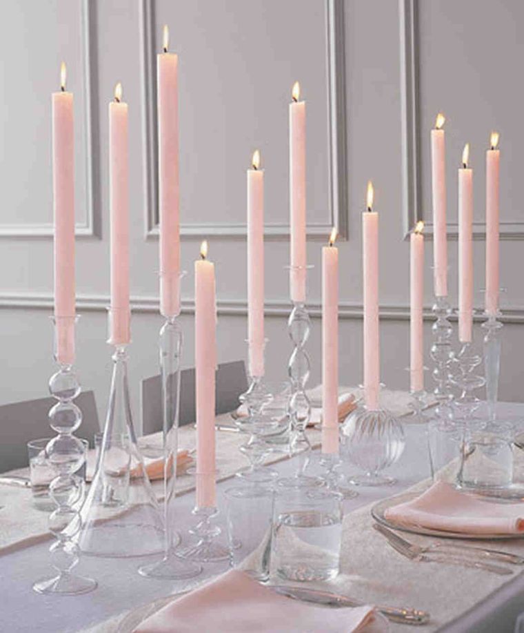 deco-mariage-romantique-bougies-rose-pale-centre-de-table-idee