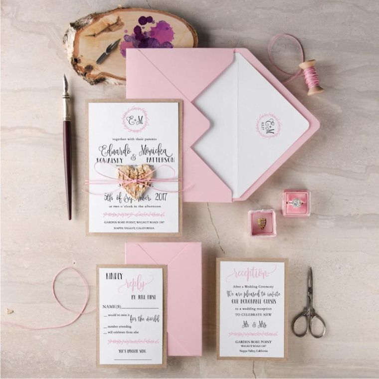 deco-mariage-romantique-invitations-papier-rose-idee