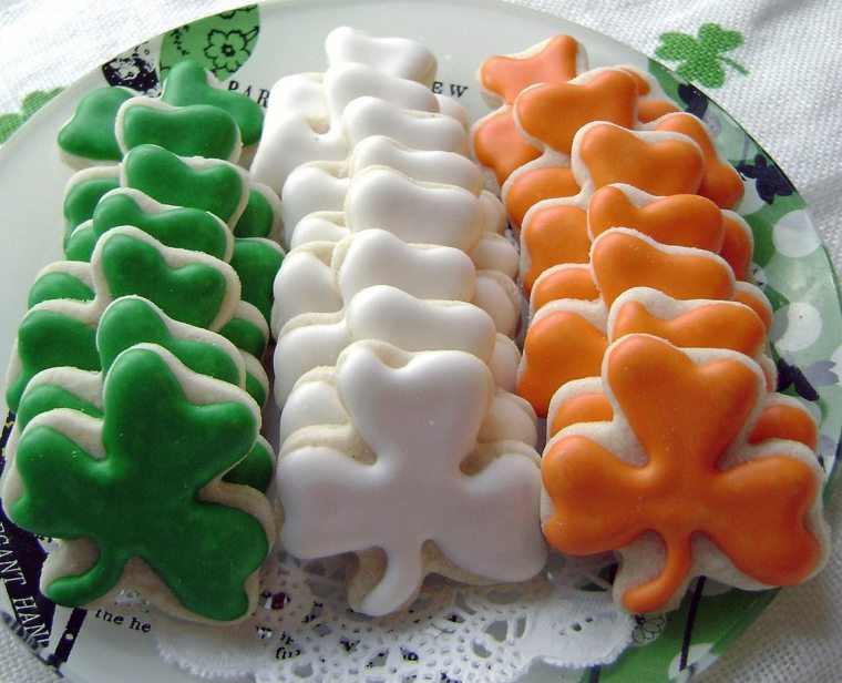 decoration-saint-patrick-biscuits-trefles-couleurs-drapeau-irlandais